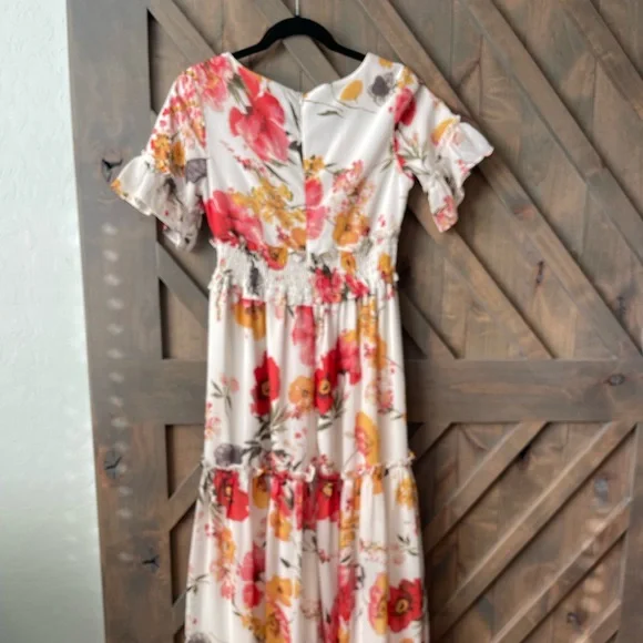 JessaKae Floral Red and White Dress - Picture 7 of 7